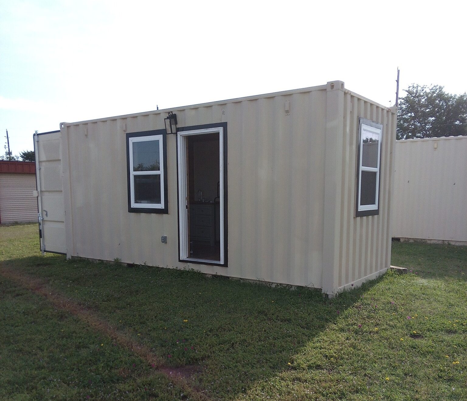 20 ft converted shipping container